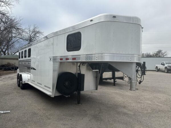 2004 cherokee trailers 4h gn horse trailer 2004 cherokee trailers 4h gn horse trailer