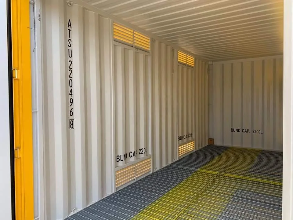30Ft X 8Ft Used Shipping Container Bulk - Image 3