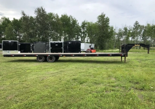 2002 Kaufman Trailers 101X40 Gooseneck Equipment Trailer w/Toolbox
